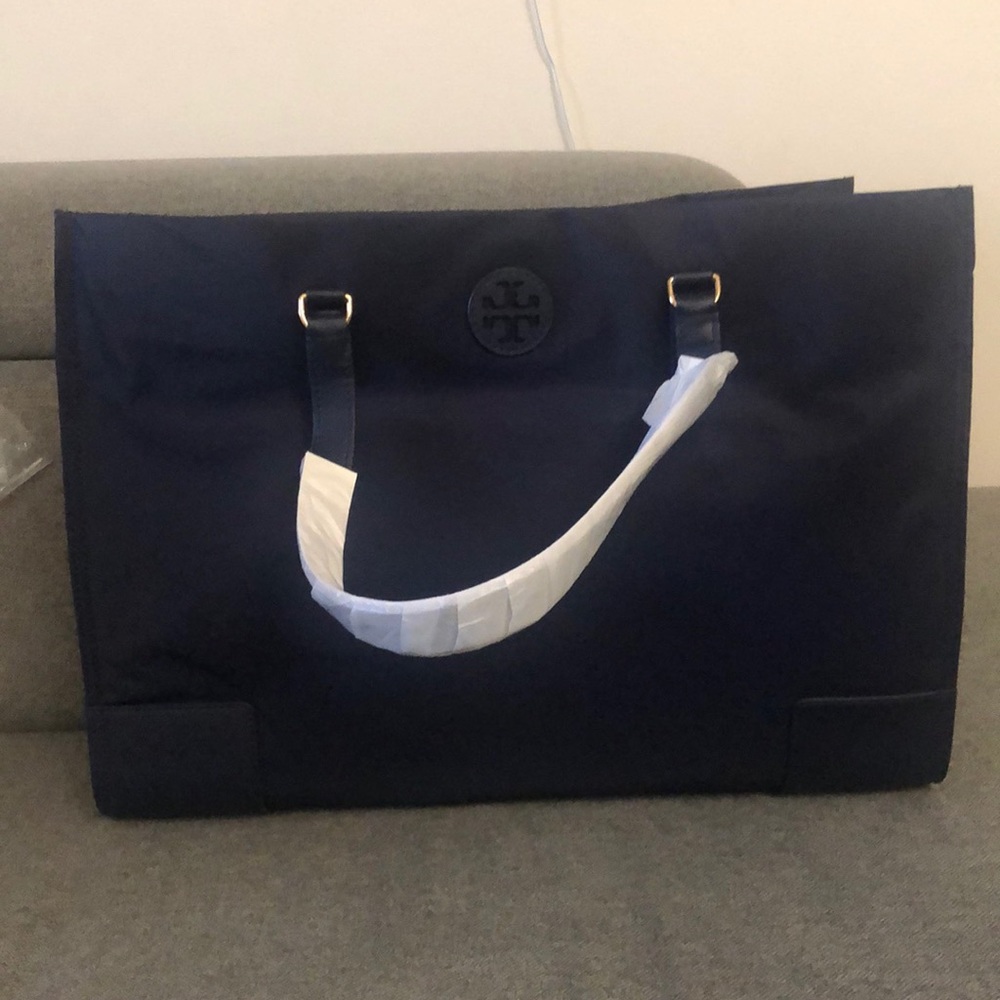 Ella nylon tote( navy)